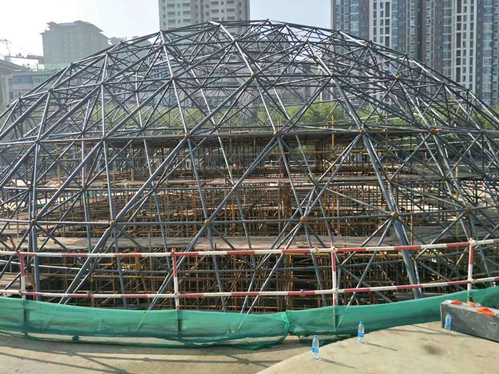 西昌球形网架钢结构施工